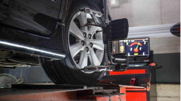 Anderson Autobody-How to Spot Alignment Issues in Your Car Before They Become a Problem